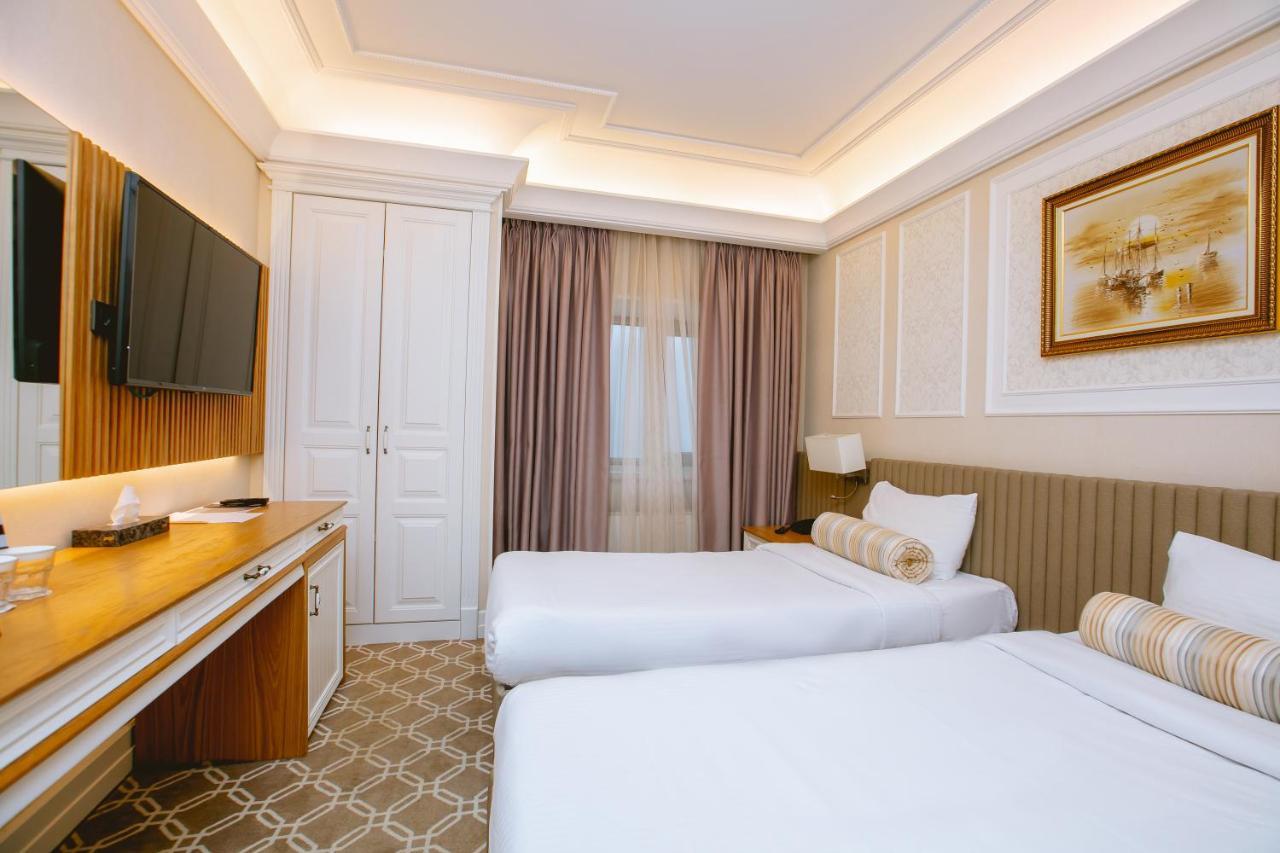 Theatrum Hotel Baku Exterior foto