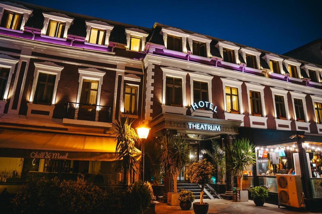 Theatrum Hotel Baku Exterior foto