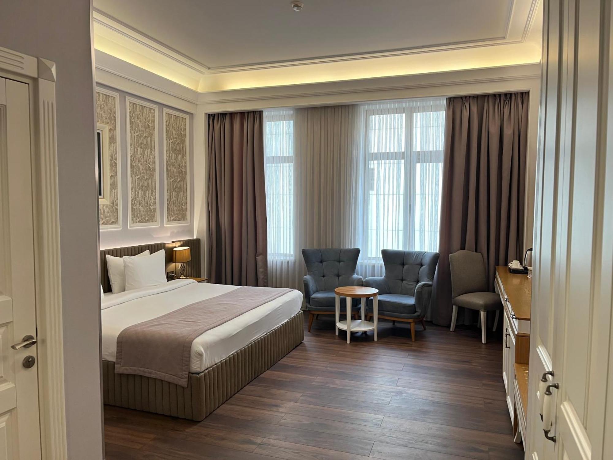 Theatrum Hotel Baku Exterior foto