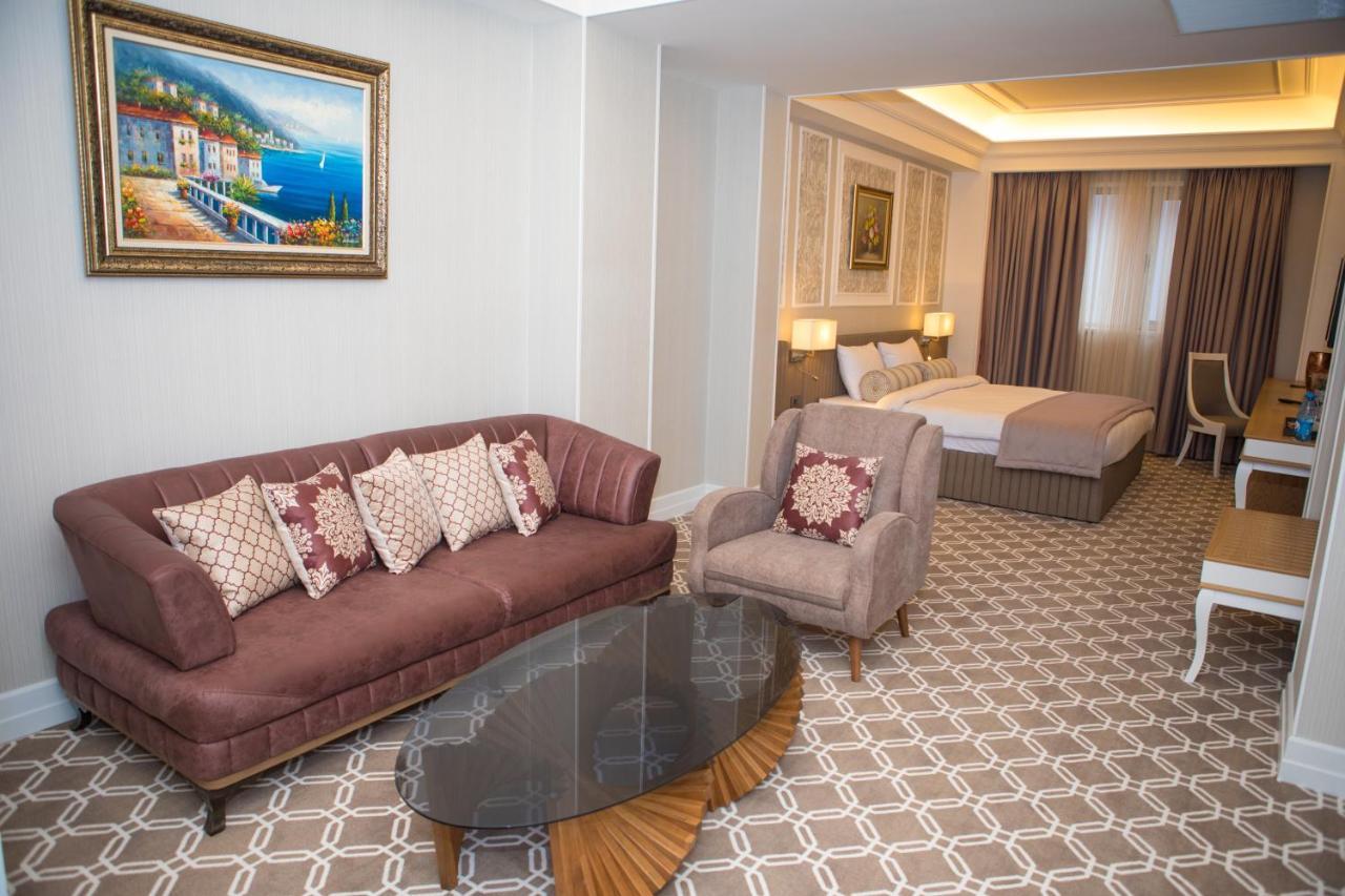 Theatrum Hotel Baku Exterior foto Suite