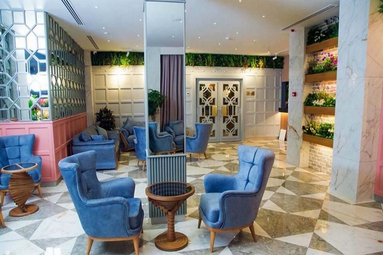 Theatrum Hotel Baku Exterior foto Lobby